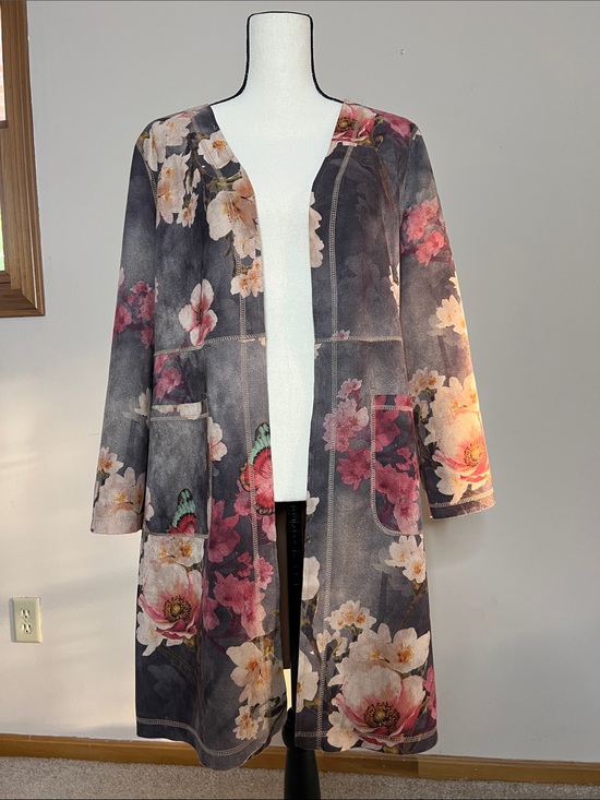 Solitaire for Anthropologie Jackets & Blazers - 🌸🌺Solitaire Floral Open Front Long Coatigan in Charcoal with Pink & Cream